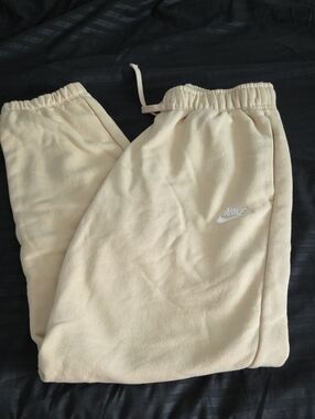 Nike Creme Fleece Joggers